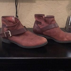 BCBGeneration leather Booties Size Size 9.5